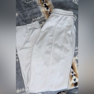 Lululemon Softstreme Sweatpants Size 6